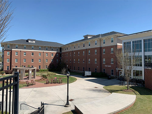 image of The Oaks residence hall